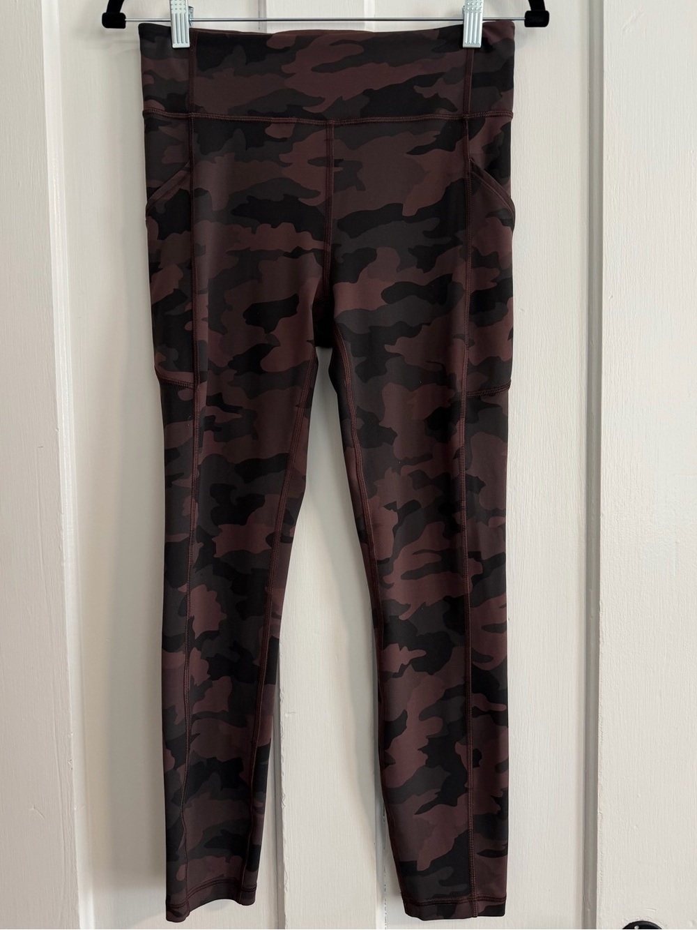 Lululemon Lululemon Invigorate High-Rise Tight 25" Size 8